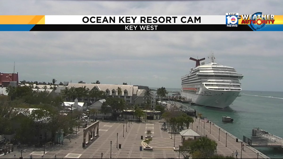 Clouds have moved into SFL including the Florida Keys. https://t.co/g9ctmJb8b5