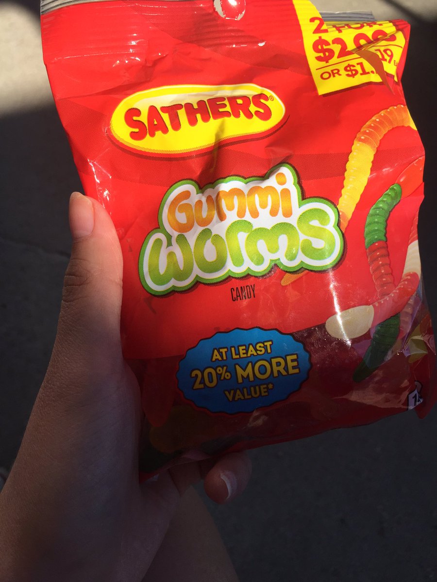 ReinaRabadan's tweet photo. I like to treat myself everyday for doing absolutely nothing. #blessed #Sathers #gummyworms https://t.co/HIqJk7qSPD