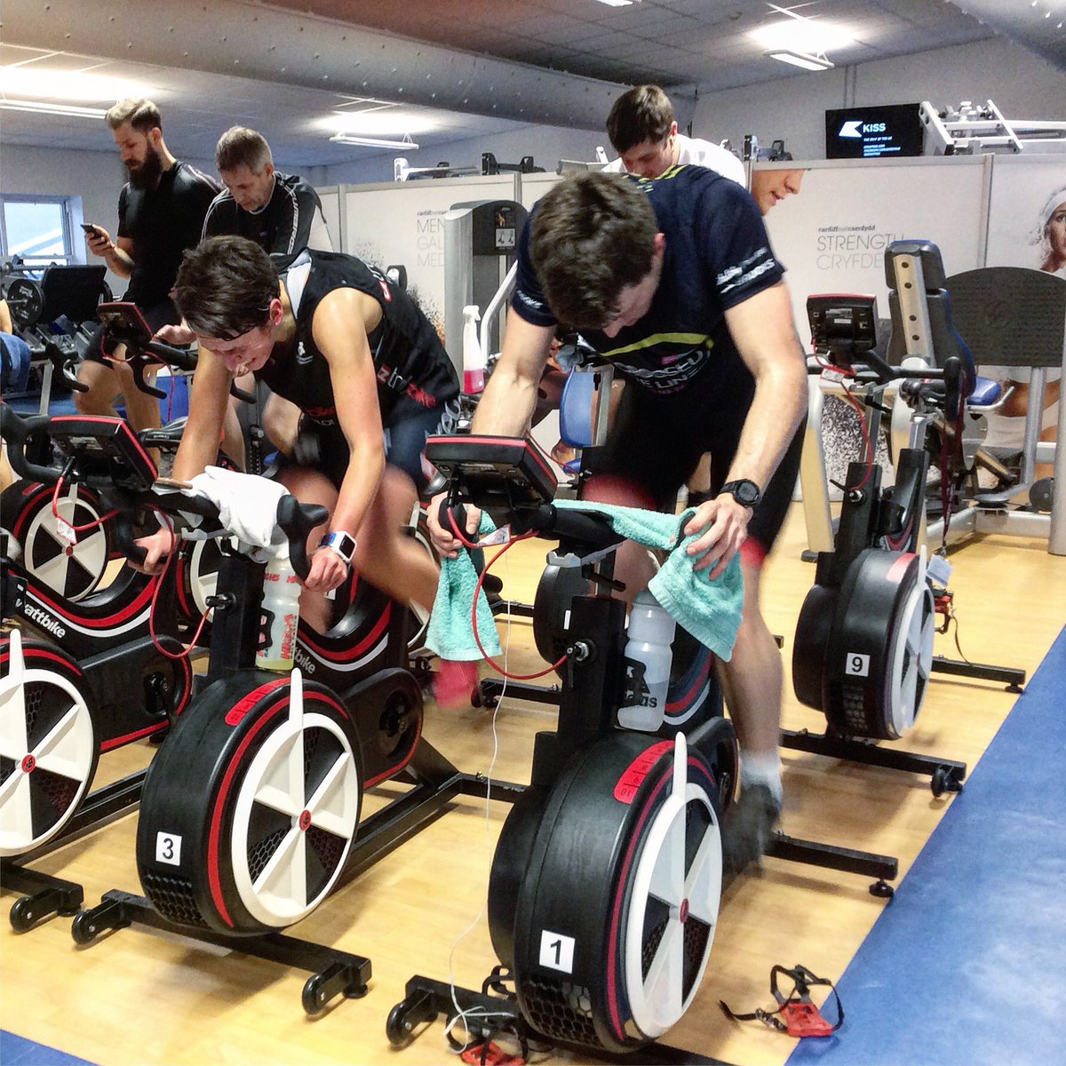 Fenella_Alicia's tweet image. No amount of photo editing can make this photo look pretty! Serious face 😖@TredzBikes #biketesting #allpainallgain