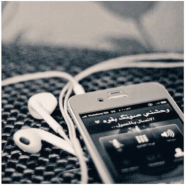 لا تلوم ﺎلشوق ان صار مزعج؛
ترا الغلا م هو على كيف راعيہ'.
'
#امون🌸🍃