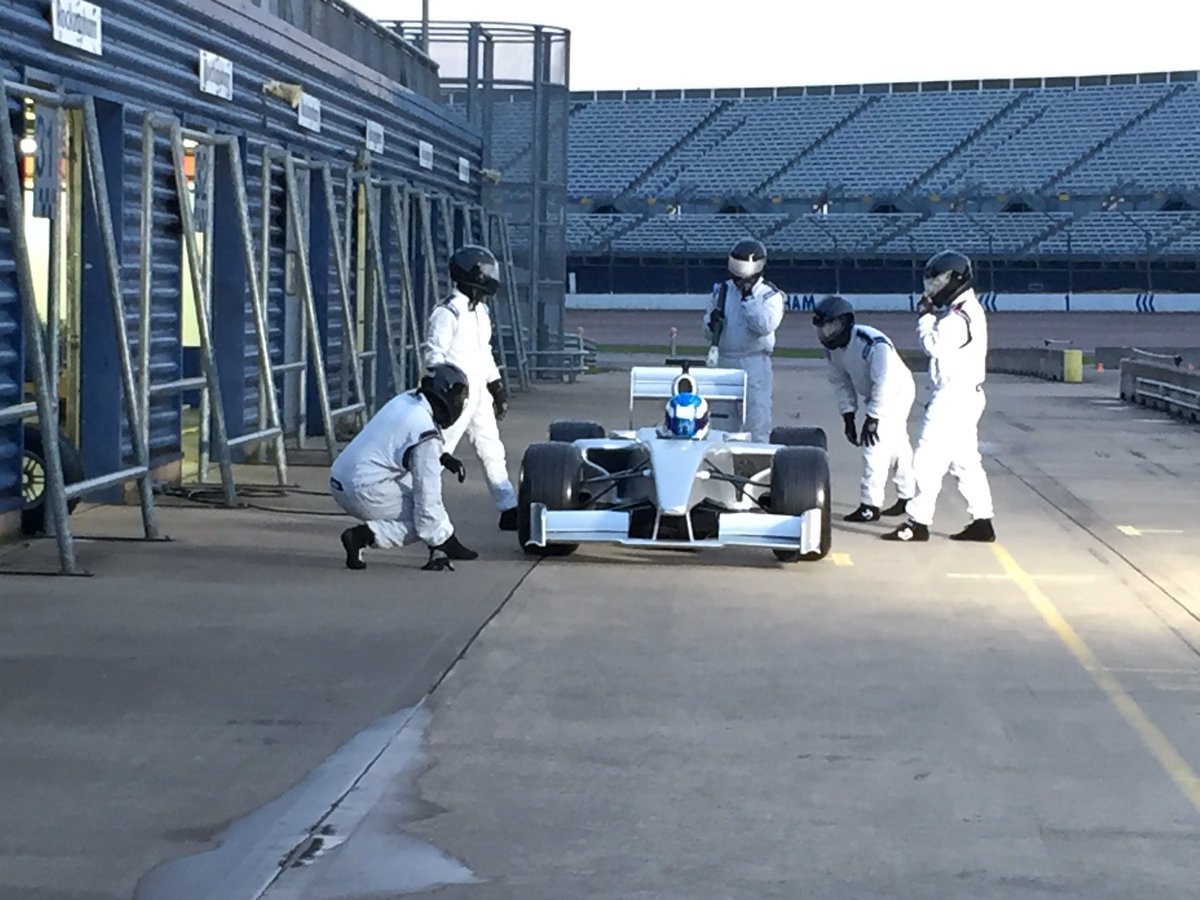 Awesome film shoot today! <a href="/RockinghamUK/">Rockingham</a> #gprd #F1  #filmshoot