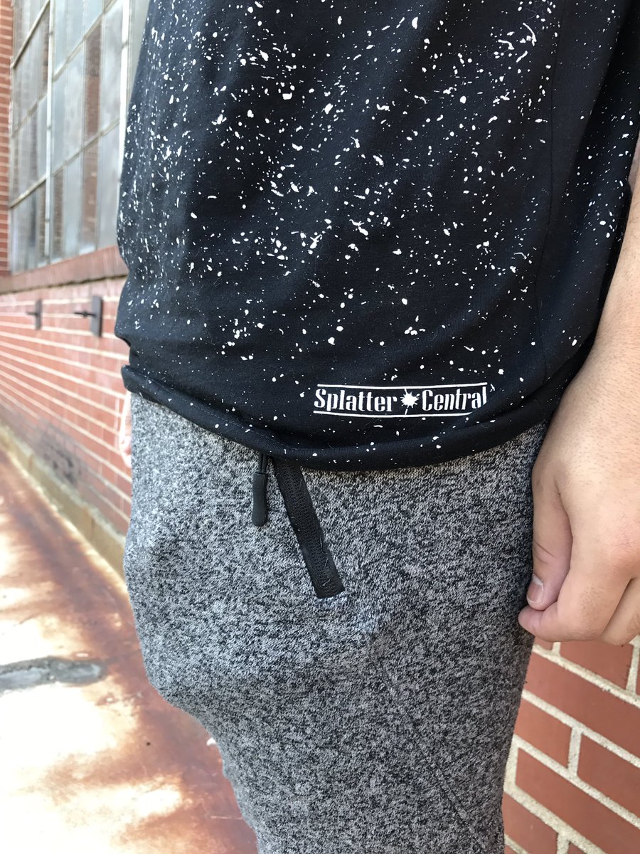 CentralSplatter's tweet photo. Giveaway time!To WIN a custom Splatter Tee you must:
1. Follow us
2 Retweet this tweet
Winner will be announced March 1st and DM'd for info https://t.co/D3zUxEJjYo