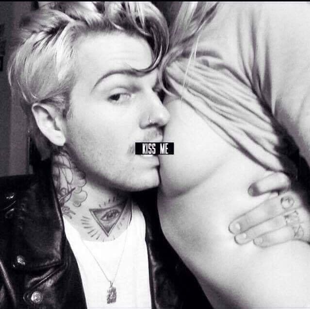 just Art. tweet media