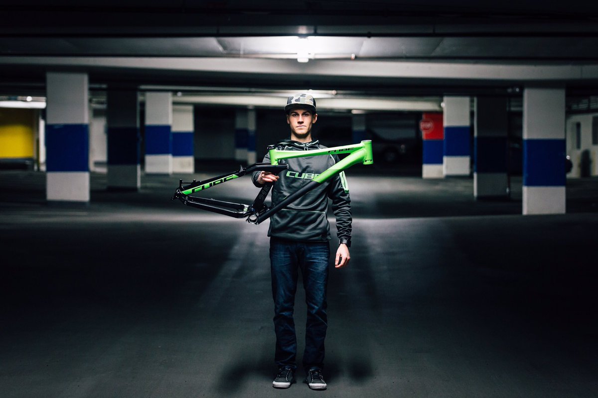 remymetailler's tweet photo. Huck yeah. Stoked to team up with @cube_bikes and start sending it on the #Two15. #Cubebikes #Ridecube. https://t.co/R1SVkAMp4y