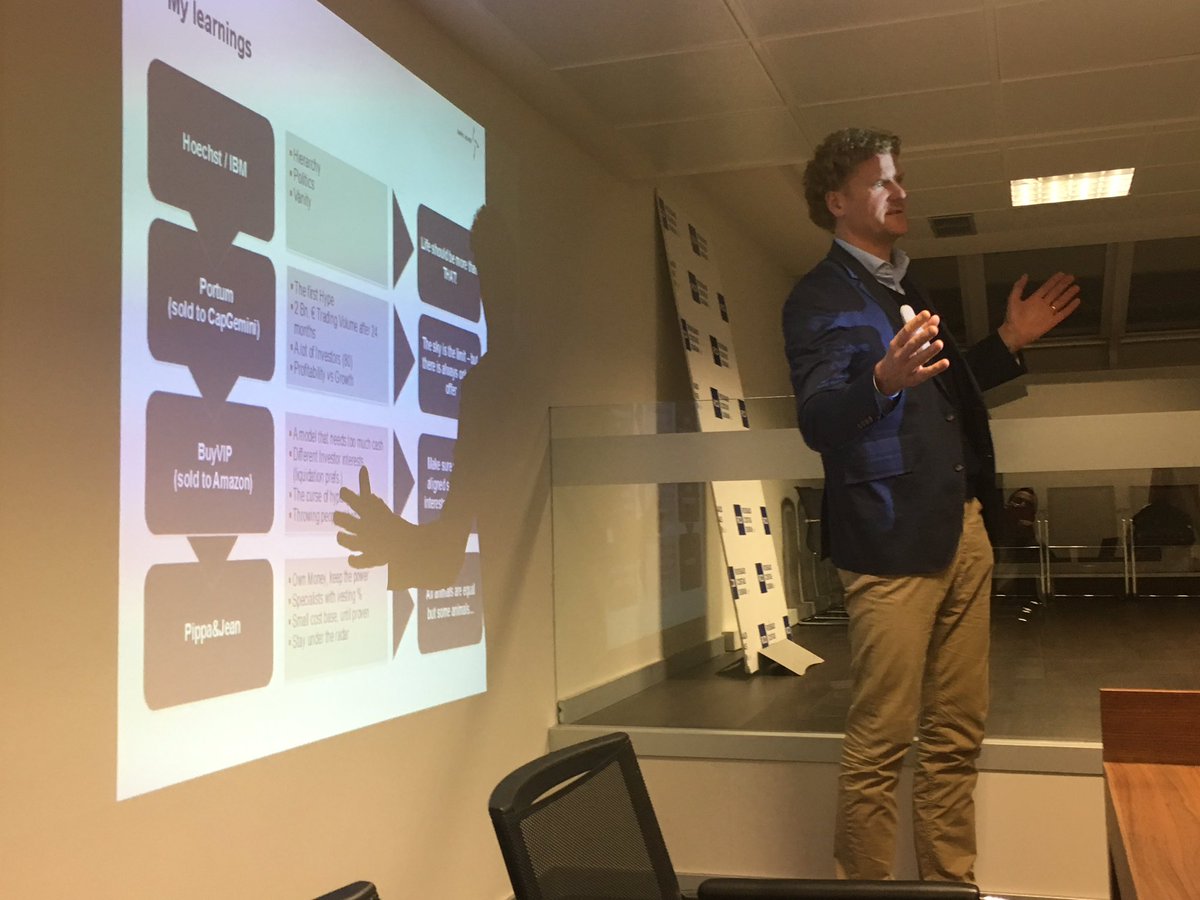 Gary Heydenreich sharing in <a href="/foundingEs/">Founder Institute Es</a> his experience in <a href="/buyvip/">Amazon BuyVIP</a>. At @RCDslp with <a href="/ursrothmayr/">Urs Rothmayr</a> <a href="/nicobour/">Nico Bour</a>