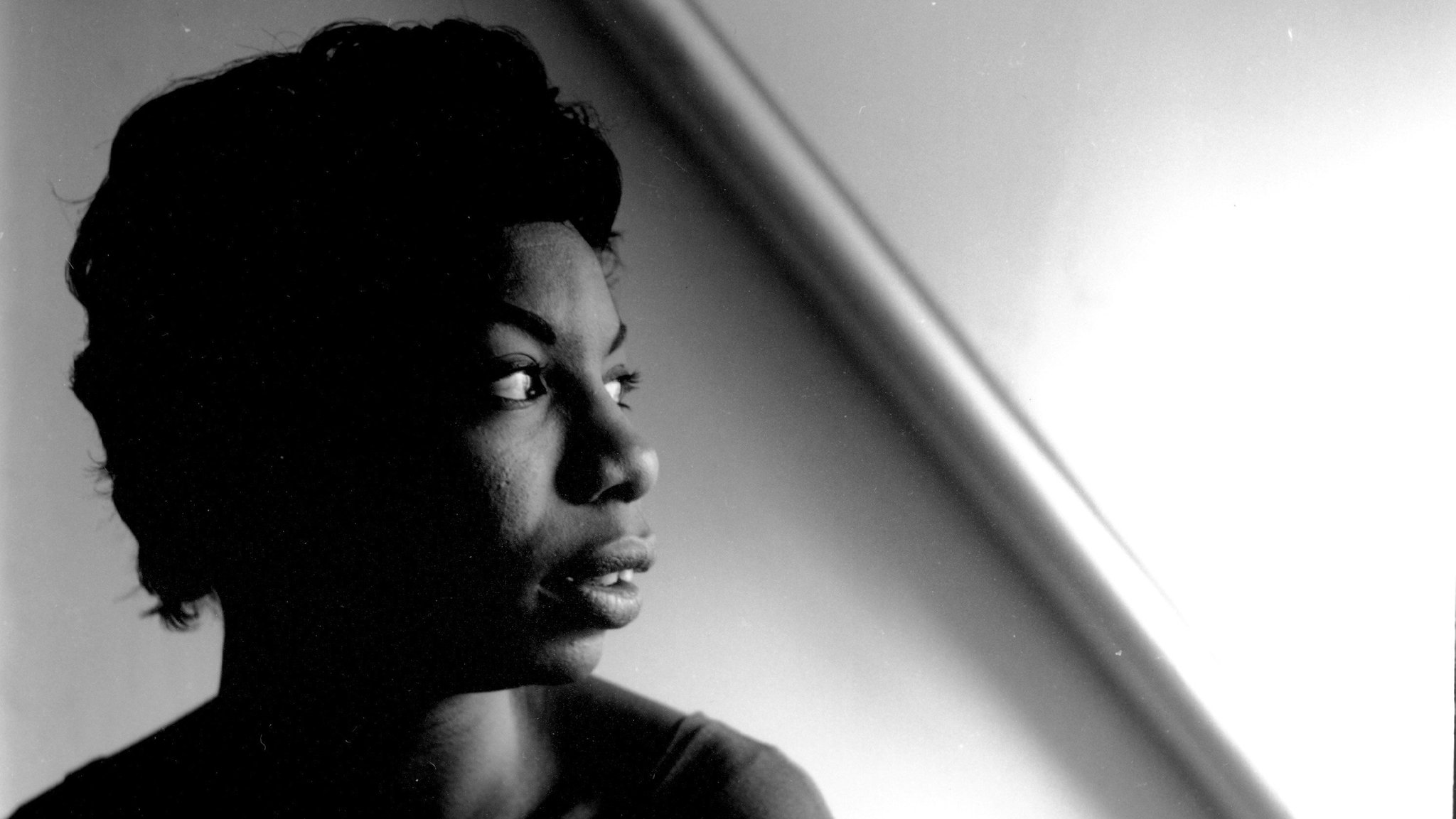\"It\s an artist\s duty to reflect the times\" Nina Simone

Happy birthday, Nina. She would have been 84 today. 