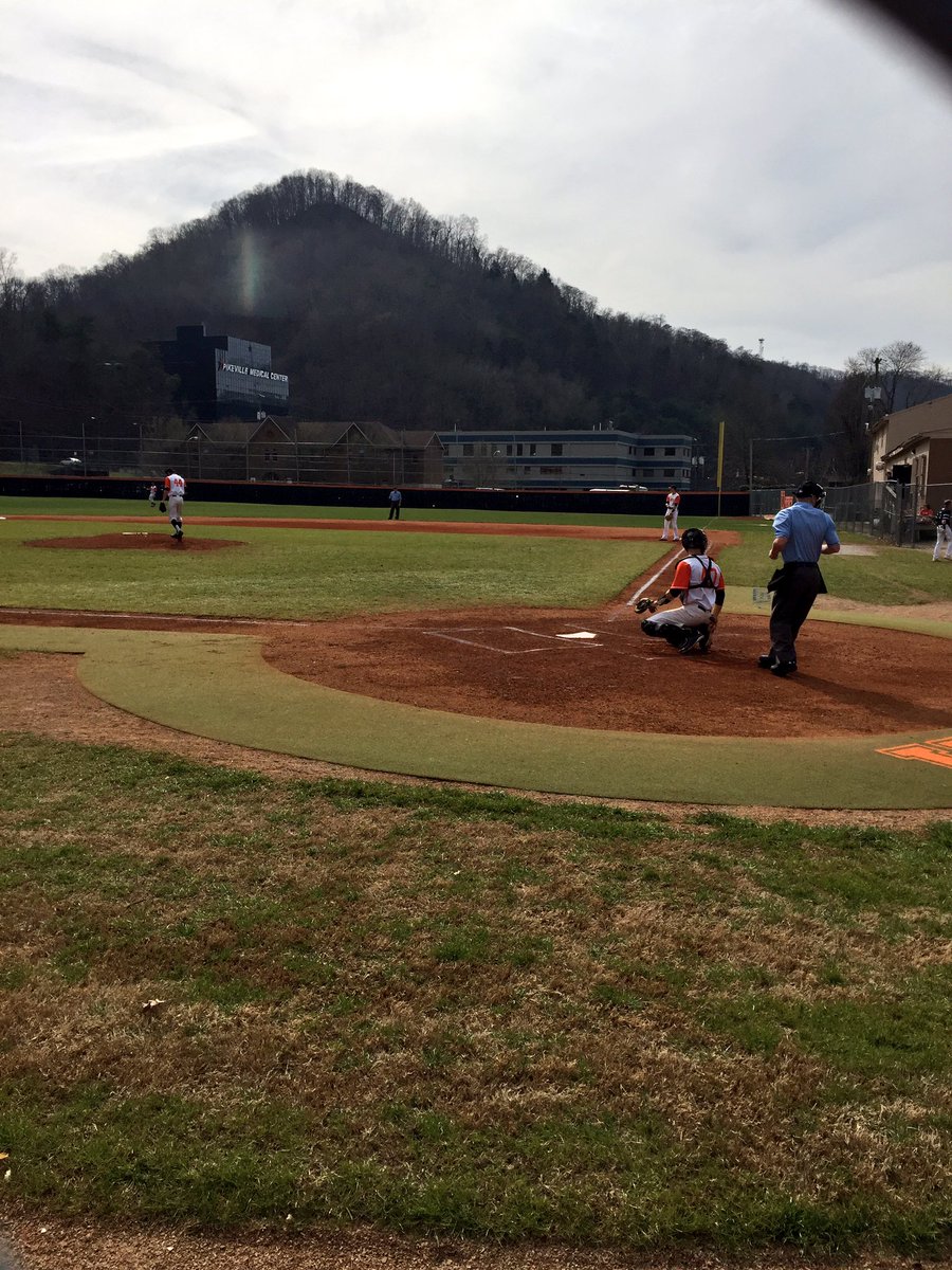 UPIKE_Success's tweet photo. It's a #BEARutiful day for @upike_baseball #GoBears 🐻⚾️ https://t.co/sxo2kO1XVq