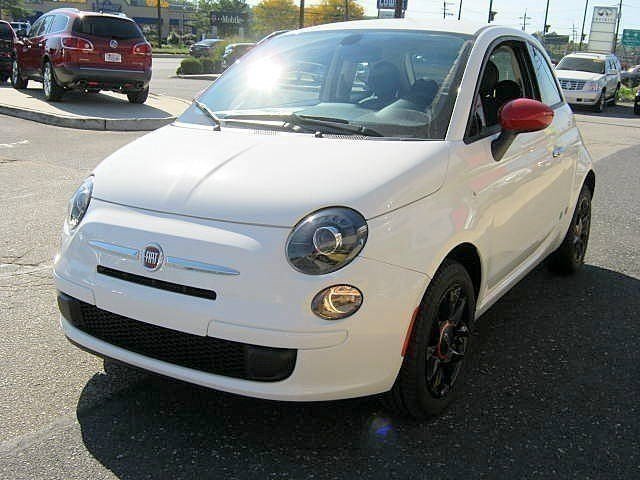See what the #FIAT500 is all about and come in for a test drive today! See more here: goo.gl/hWN1PZ #TestDriveTuesday