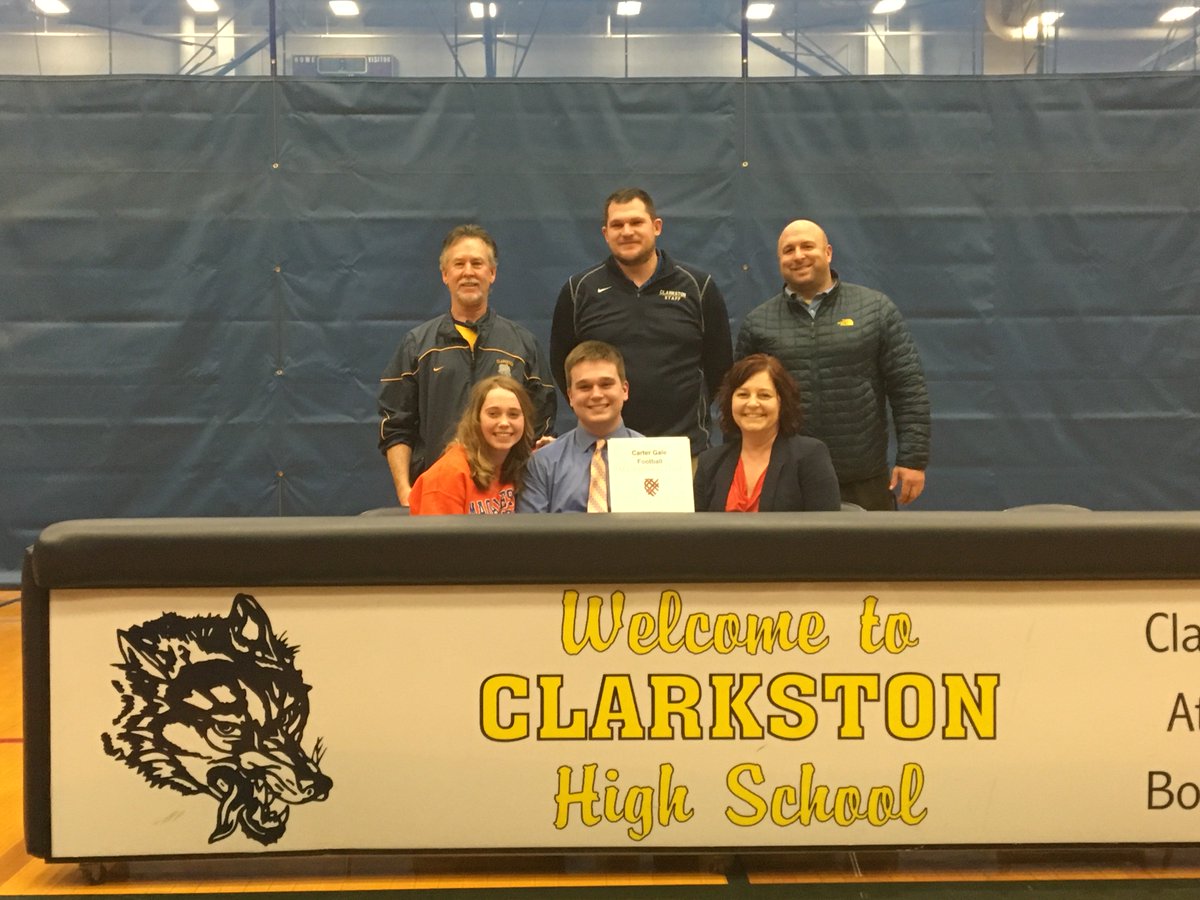 MacalesterScots's tweet photo. Congrats to Carter Gale on signing his @NCAA Celebratory Form &amp; joining the MAC Family! @CoachJennison @ClarkstonWolves @CtownAthSec https://t.co/MrKVOA3l8W