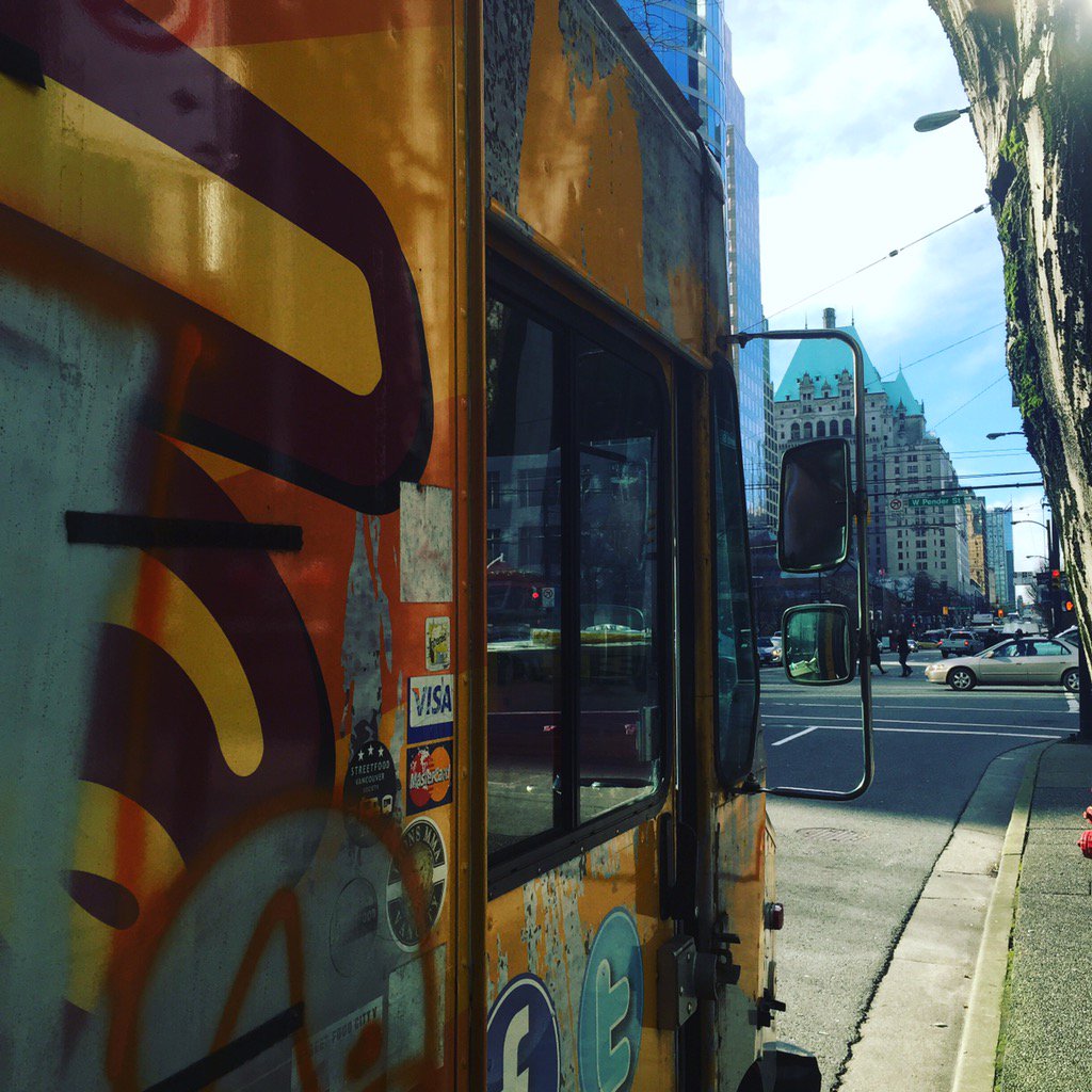 LeTigreTruck's tweet photo. @letigretruck is on Burrard & Pender from 11:30-2:00. #lunchfix #sogood #vancouver #downtown #foodtruck https://t.co/CVcAVPcYwZ