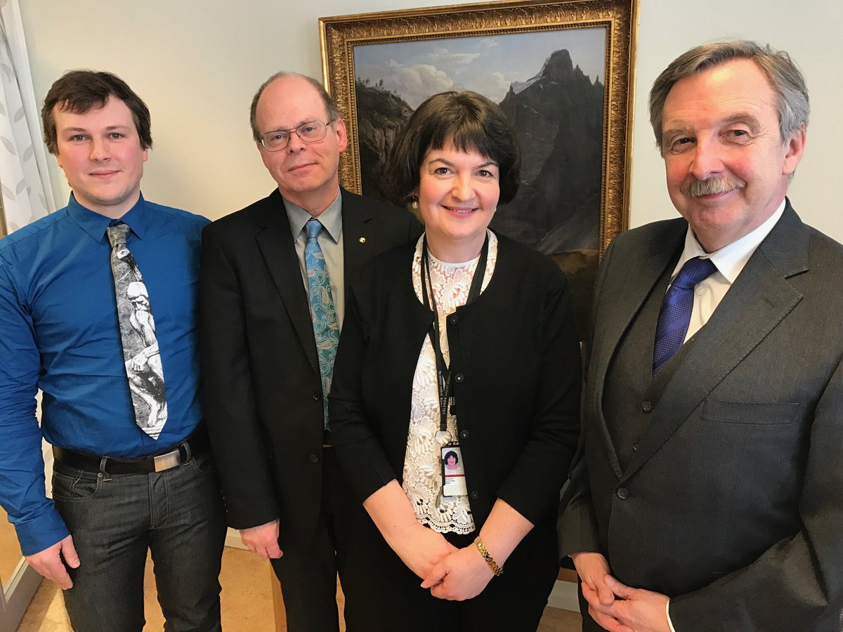 TyskaAmbassaden's tweet photo. Besökte med stort nöje Nordens äldsta universitet i dag. Inspirerande tillbakablickar och diskussioner om framtiden! #heimsoeth https://t.co/OjOyb7XOui