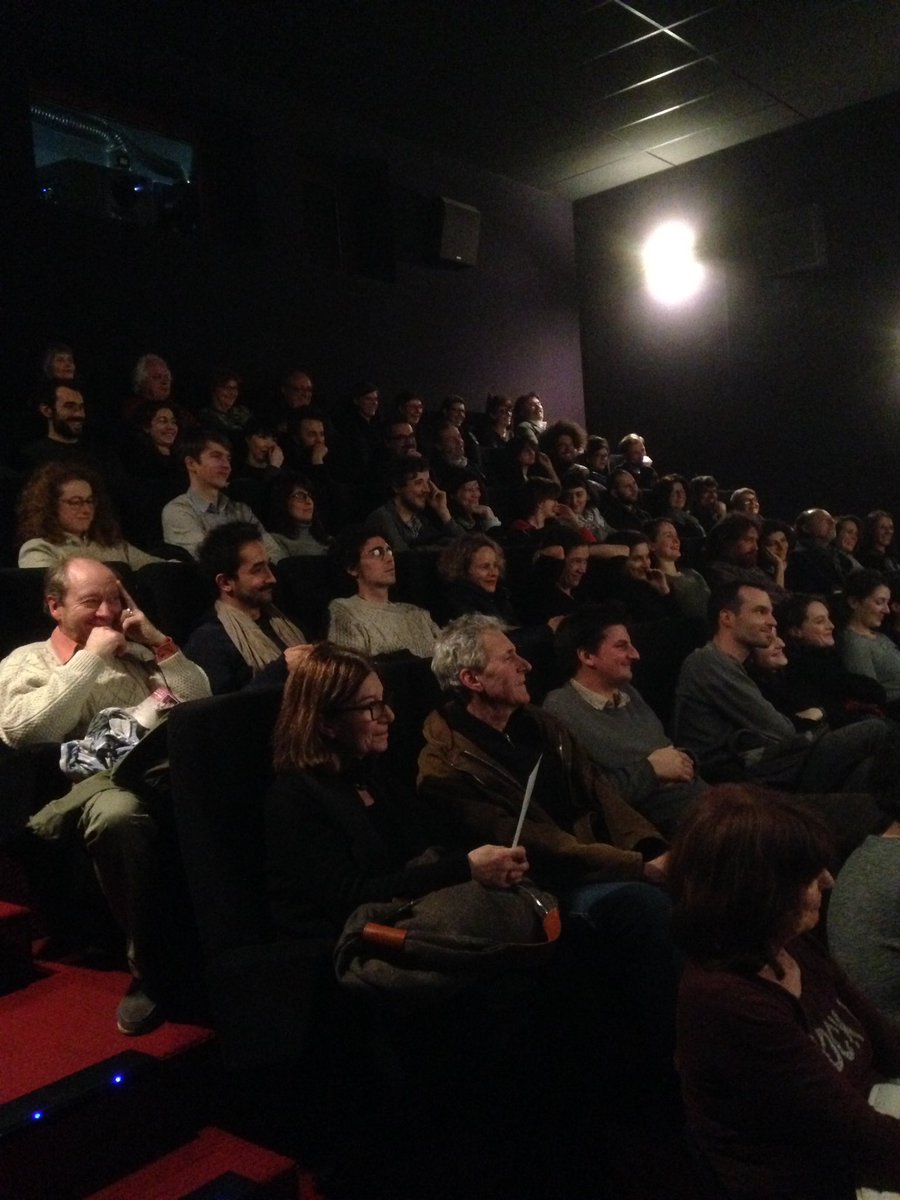 Salle pleine pour l'avant-première CONVERSATION AVEC UN CACTUS d'Elise Florenty et Marcel Türkowsky au Ciné 104 #aideaufilmcourt