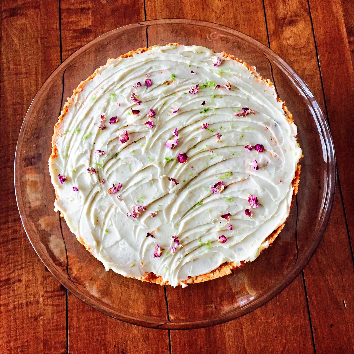 FacePlacePlate's tweet photo. #recipetesting #raw #vegan #carrotcake from our friends @ #auroville #organic #solitudefarm #tamilnadu #southindia #facesplacesplates https://t.co/f5UJqA8PYL