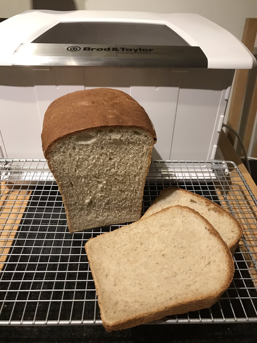 Rob_C_Allen's tweet photo. 2/2 This shows step by step, the recipe from my previous tweet. I used @BrodandTaylorUK #BreadProofer The finished #Loaf is lovely too. โค๏ธ๐ https://t.co/IhlyuYGGI7