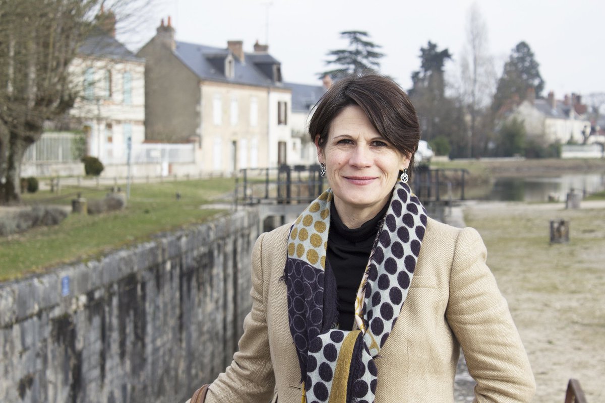 udiloiret's tweet photo. Sur la 6ème circonscription, @AlexandrineLECL est la candidate de la Droite et du Centre. https://t.co/ui8L0hXWGQ #LR #UDI #legislatives https://t.co/1w1JeE7w2l