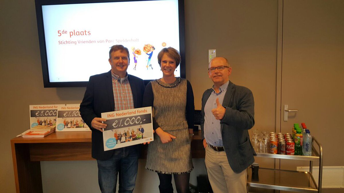 VriendenvDynamo's tweet photo. Dank voor het stemmen - 1000 euro voor @Spelderholt https://t.co/Bogujk1JmM https://t.co/0AOjVeE0Ib