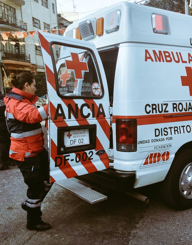 Feliz Aniversario a la Cruz Roja Mexicana:
#107AnosDeAccionHumanitaria 
Gracias.