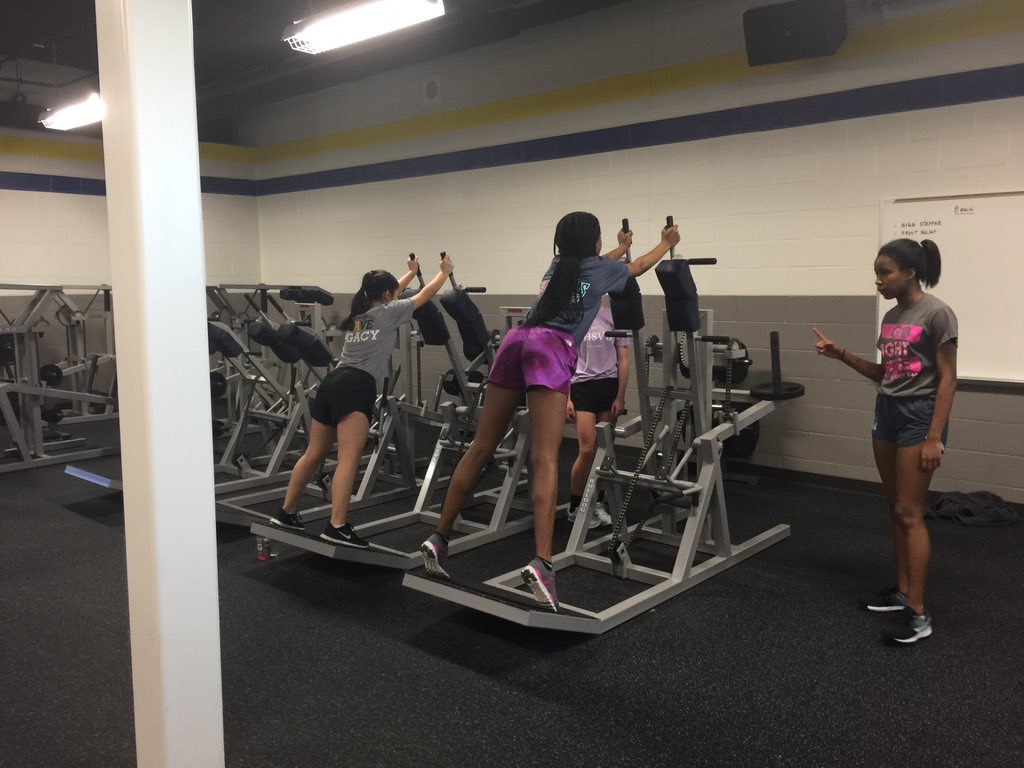 hdw5707's tweet image. LHSVB putting in work today! #nodaysoff #grind #lhsvb #bbty
