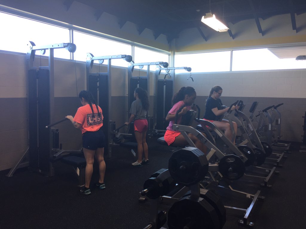 hdw5707's tweet image. LHSVB putting in work today! #nodaysoff #grind #lhsvb #bbty