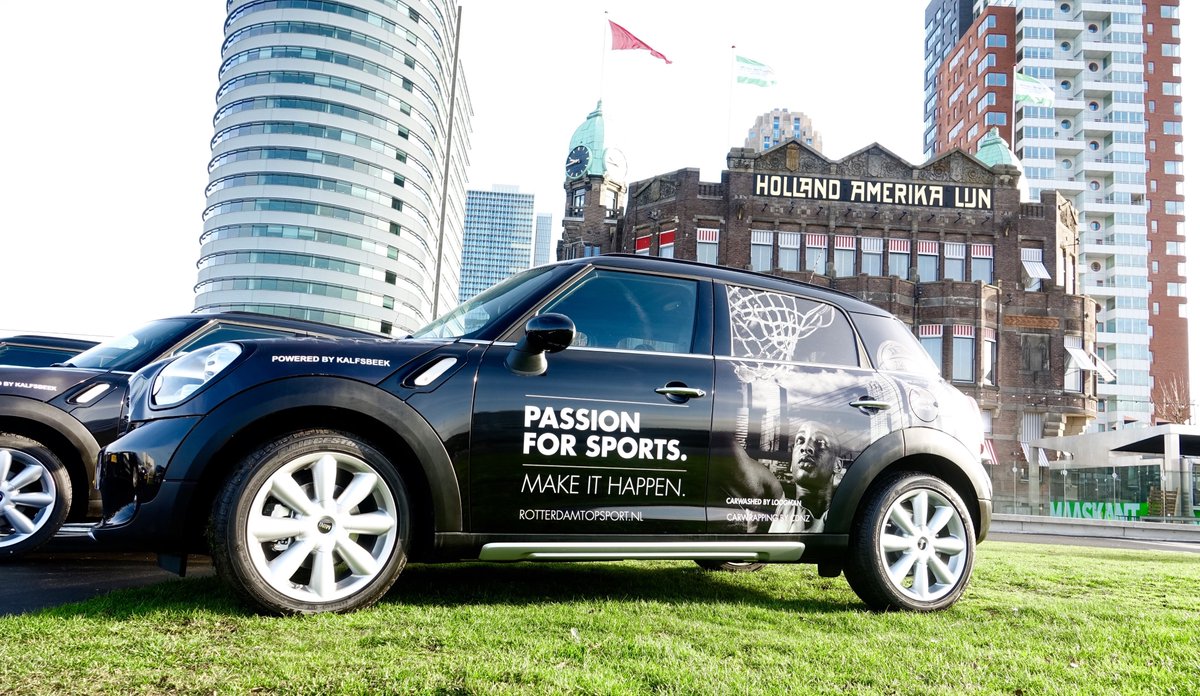 CDNZNL's tweet photo. Vanochtend presenteerden wij de nieuwe auto's voor @RdamTopsport geleverd door @KalfsbeekBMW + @KalfsbeekMINI. Carwrapping &amp; design by CDNZ. https://t.co/Xs8r8Fhzk6