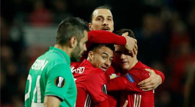 Kaamardiin's tweet photo. Zlatan Ibrahimovic⚽️⚽️⚽️
💪🏾🔴⚫️ !!! #MUNASSE #UEL ! https://t.co/wxJVEJLXXn