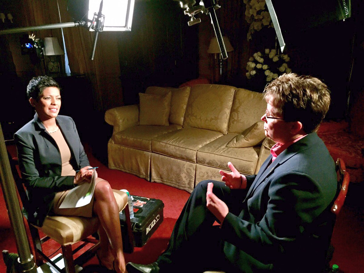 Just taped a powerful upcoming episode of #DeadlineCrime with <a href="/OKCPD/">Oklahoma City Police</a> Investigator Cris Cunningham <a href="/DiscoveryID/">Investigation Discovery</a> Season 5 coming soon.