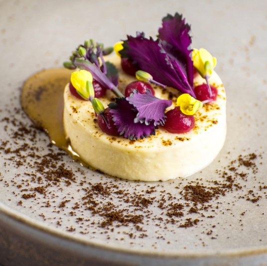 Everyone's gotta eat so why not eat the best at <a href="/atopiary/">Topiary</a> and @VinteloperLong Table Lunch ? Get tickets via website #cdfadelaide