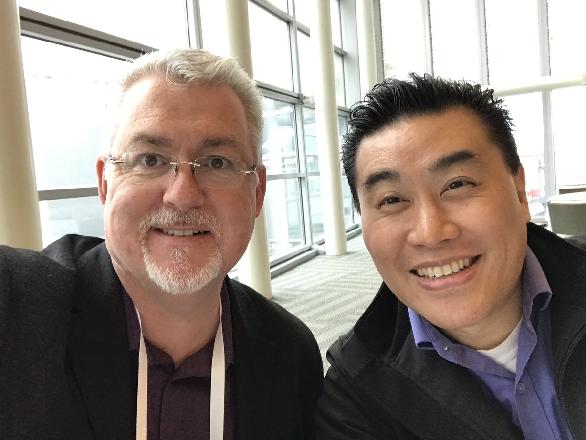 dhinchcliffe's tweet image. Great to have a chat with the always-excellent @rwang0 at #IBMConnect today. #digitaltransformation #cio