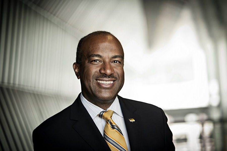 CaliforniaAggie's tweet photo. UC President Janet Napolitano announces Gary May as new UC Davis chancellor #AggieNews https://t.co/6h5oZCFX4K https://t.co/vVP1bKn2yR