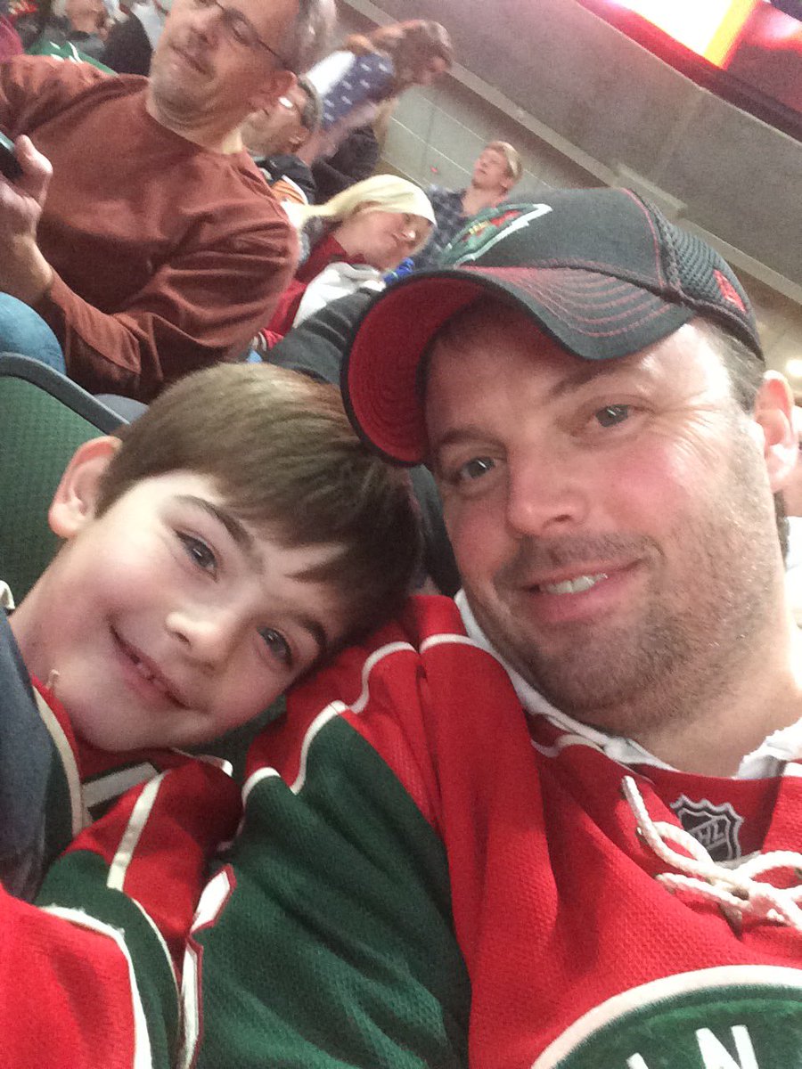 Tipsy2Fast's tweet image. #guysnight #mnwild
