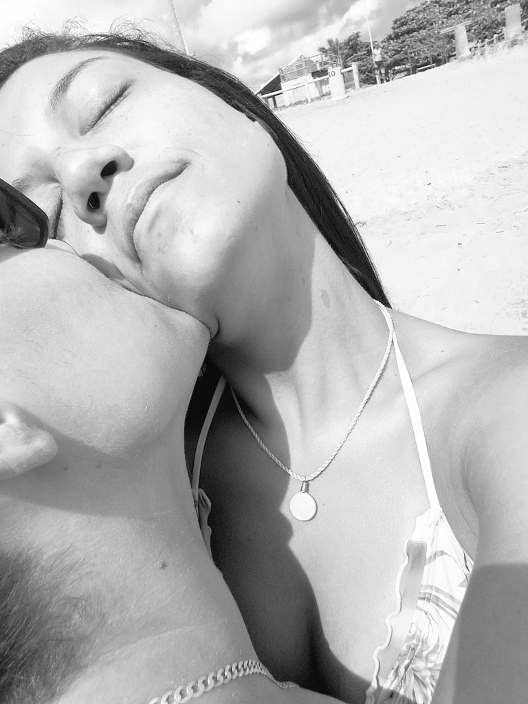 amandasouza141's tweet photo. Sou tão mais feliz ao seu lado, sou tão mais feliz com VOCÊ!   ❤
Eu te amo meu amor !
#7M #Euamo #3a5m #paraSempre https://t.co/KJB6SUWYRt