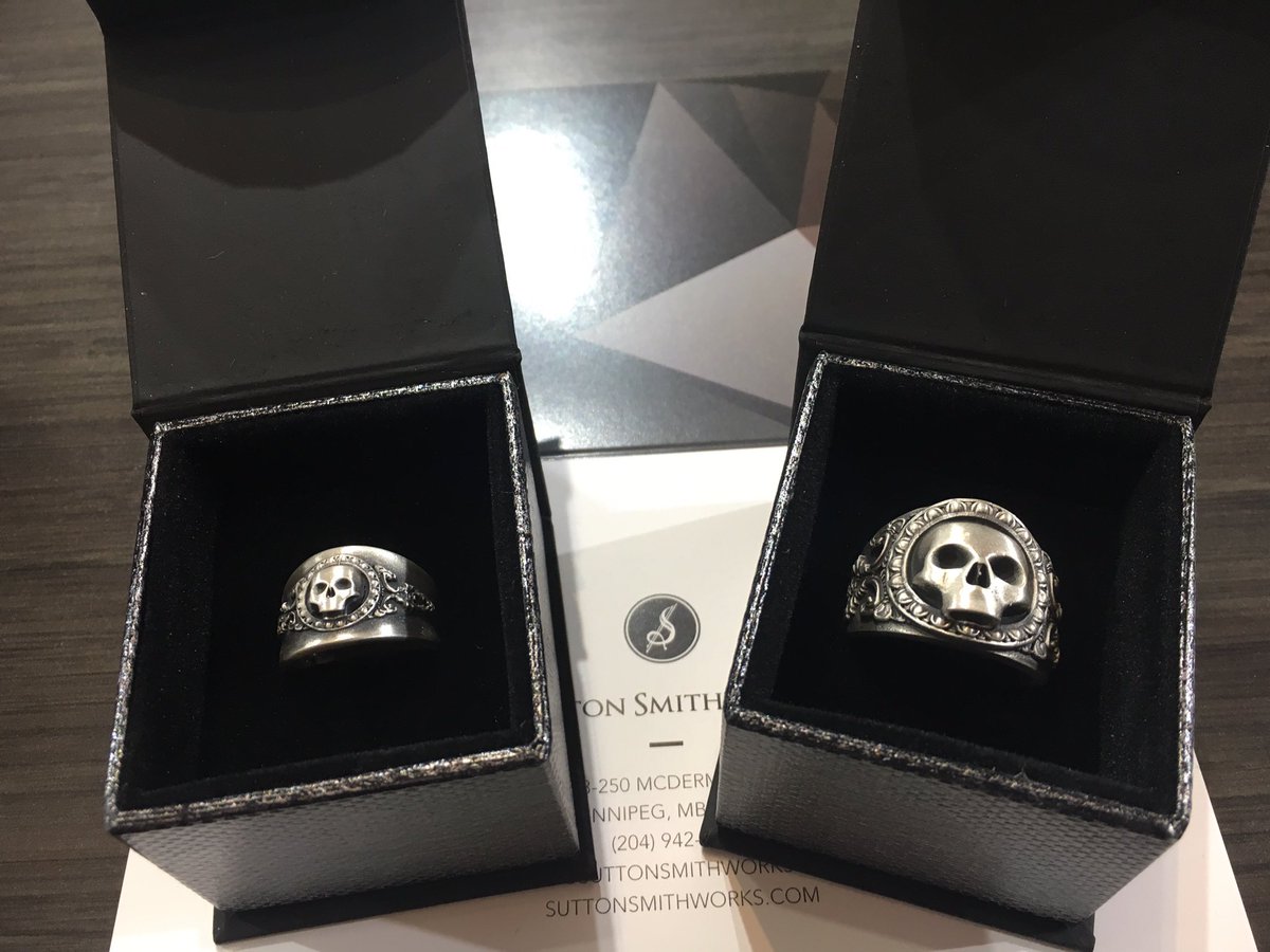 SSmithworks's tweet photo. His &amp; Hers 😍💀💗
https://t.co/NZX2yCwkub https://t.co/fxZkl39otJ
