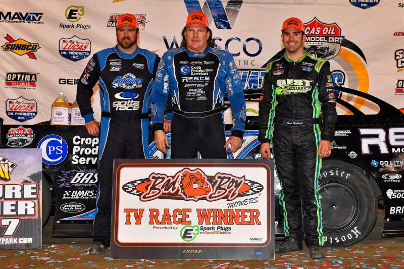 KRC_Racing's tweet photo. Congrats to Scott Bloomquist on another win! Proud Supporter since 2000 #winning #dirtlatemodel #KRC #racing #ovaltrack #fastcar #dirttrack https://t.co/29jlHzNoNU