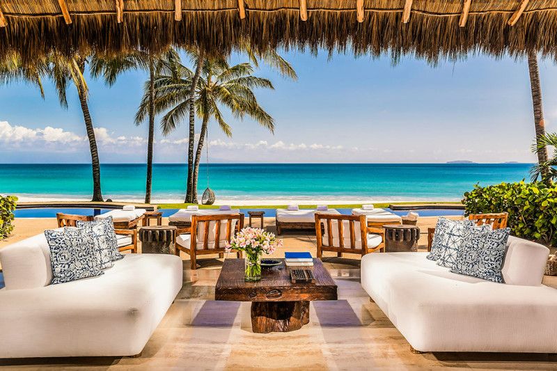 WorldWideLuxe's tweet photo. These Luxury Vacation Homes Feature Their Own Private Beaches https://t.co/Zt0B0KVry8 https://t.co/zbAqY4WLid