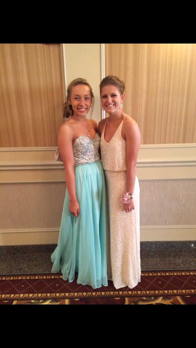 kendallgrace_36's tweet photo. HAPPY BIRTHDAY JULIA!💖💖 I hope you're having a fantastic day☺️ I love you and I am so glad that we got close during high school🙈 I miss you! https://t.co/AmlyWgyodr