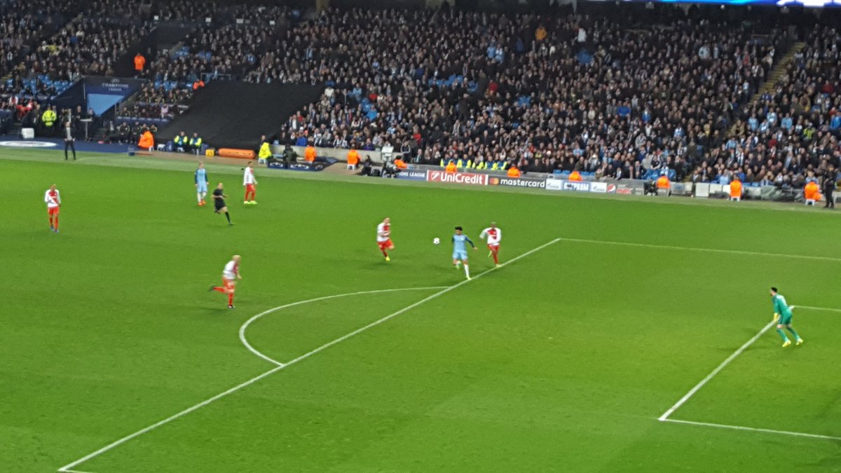 Jack__Hassan's tweet photo. Tight cagey game in the #championsleague at the etihad. #MCFC #ChampionsLeague https://t.co/g1ldlICIe0