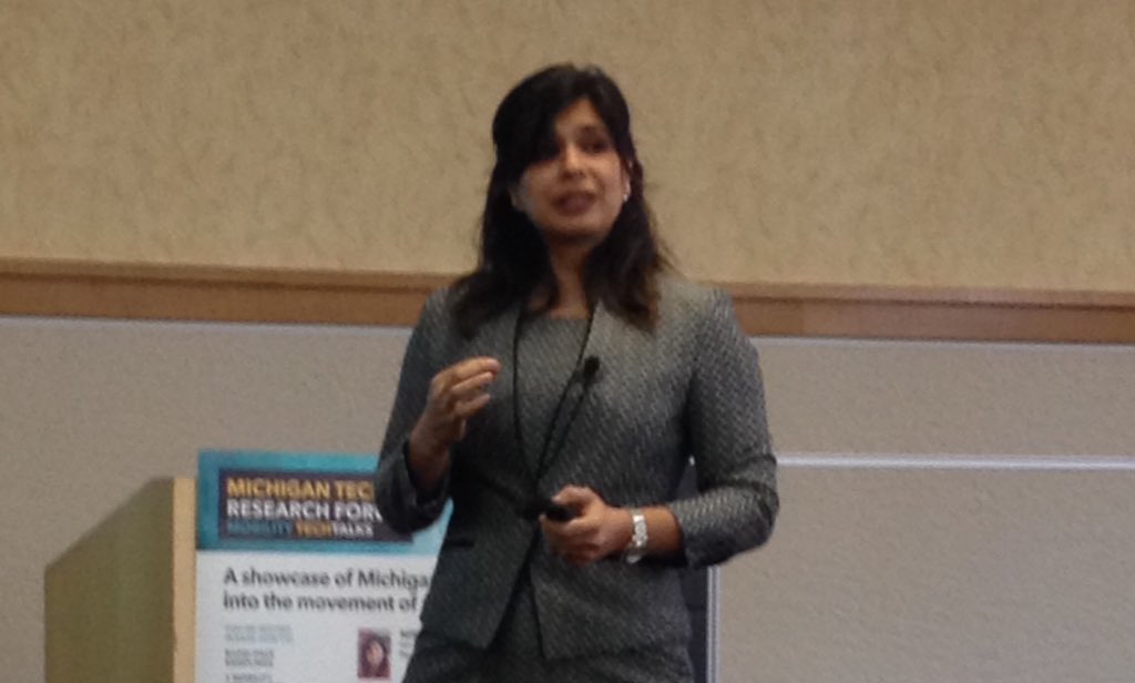 ICC_MTU's tweet image. Nina Mahmoudian presents at TechTalks: Mobility. #iccresearch  #mtucomputing #mturesearch