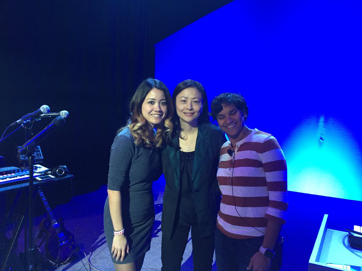 InhiChoSuh's tweet photo. Rockstar women at ibm demoing #watson workspace #verse cognitive  #watsonbeats #ibmconnect @amdarrough Laura Rodrigues and Janani https://t.co/i6EA2Dsxr4