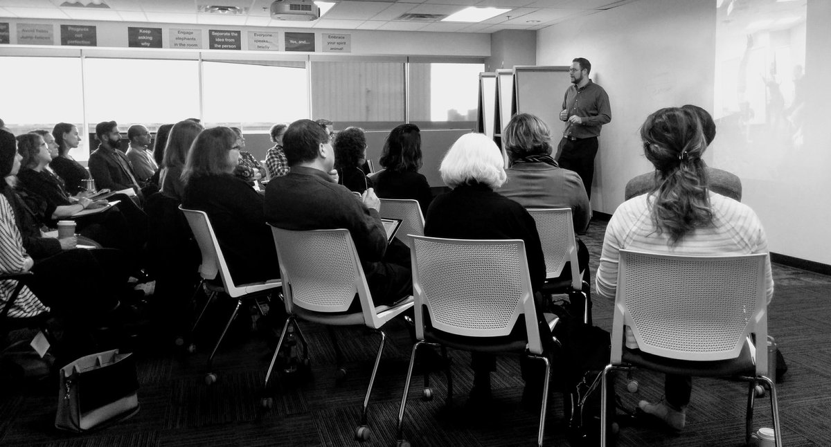 _missroya's tweet image. Today in #CoLabAB @DrAlexRyan shares his learnings from @si_exchange &amp;amp; @nesta_uk ischool w/ @YourAlberta public servants 😊👍 #socinn #psilabs