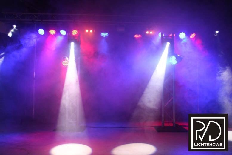 PVDlichtshows's tweet photo. #PVD Het juiste licht, de juiste sfeer! Complete verzorging v lichtshows.
#band #dj #optreden #bruiloft #party #coverband #feest #evenement https://t.co/v81CXq7eUf