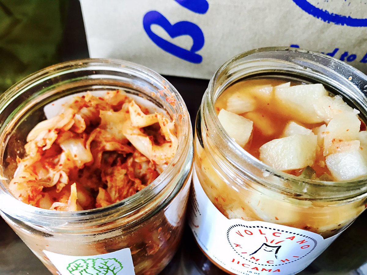 Difference bwtn <a href="/VolcanoKimchi/">Volcano Kimchi</a> &amp; others: VK is alive frm bubble opening jar to effervescent brine &amp; taste! Volcanic!