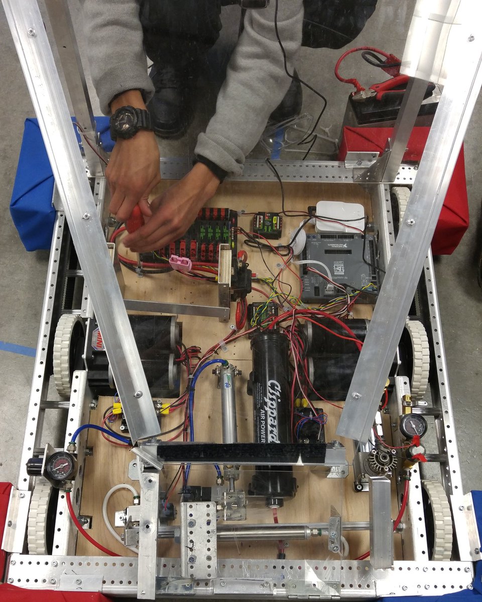 Offically introducing Sex Pistons! #omgrobots #fairbotics