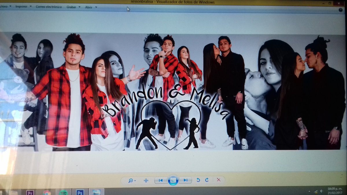 BrandonRamirezR's tweet photo. Lo que hice @melyobregon_ @brandon_meza fotos de @MirrorPhoto y icono de @Expresiones_PyV quieren que lo suba? https://t.co/VloH0lrlJB