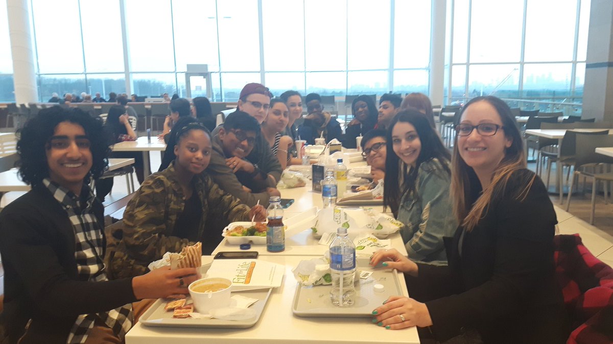 kristenborg's tweet photo. Having a GGMSS family dinner before the Sears Drama Festival @johnfraserss @GraydonHawks https://t.co/3bxpU1JfQa