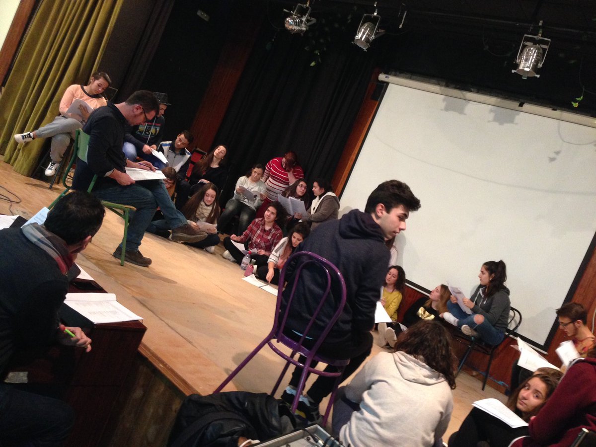 InfanteMusical's tweet photo. @infantemusical Preparando la producción de este año:CHICAGO.Salón de actos de @infantefadrique https://t.co/K5I0mSMqeo