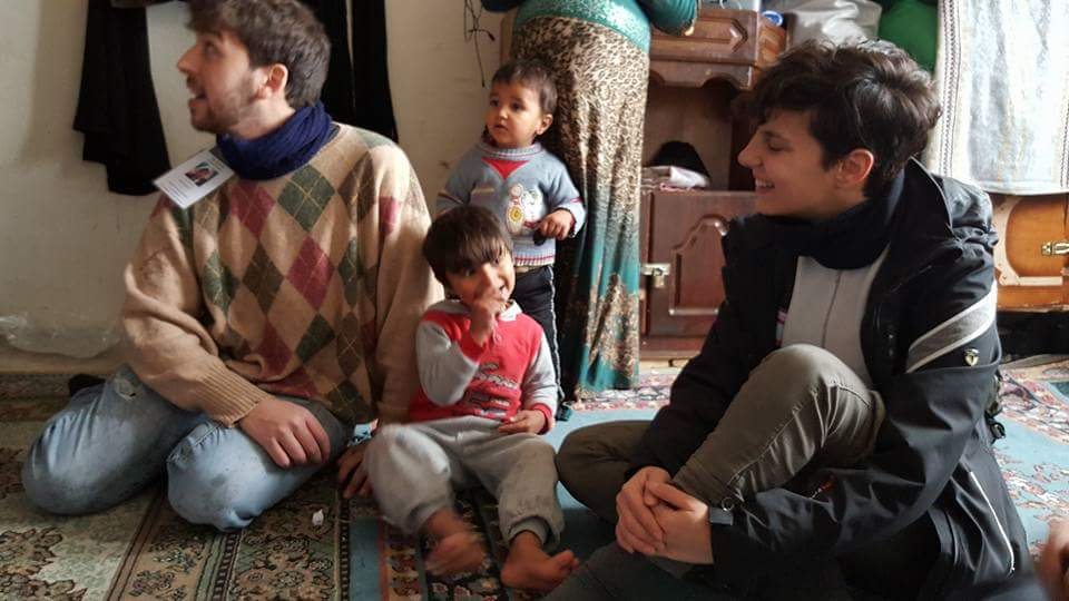 Borderline_24's tweet photo. #Time4Syria, iniziativa di #Solidarietà della comunità "Bari per Aleppo" 
https://t.co/qBwSnhoERs
#BariCittà #Solidarietà #Syria https://t.co/9mg96wsEfk