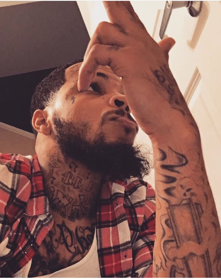 ZaNiyahsMomm's tweet photo. #FreeRuda 💯🤘🏾 you been on my mind heavy lately! Miss you like shit man .... #FreeRudaGang https://t.co/FhPkl8NMvX