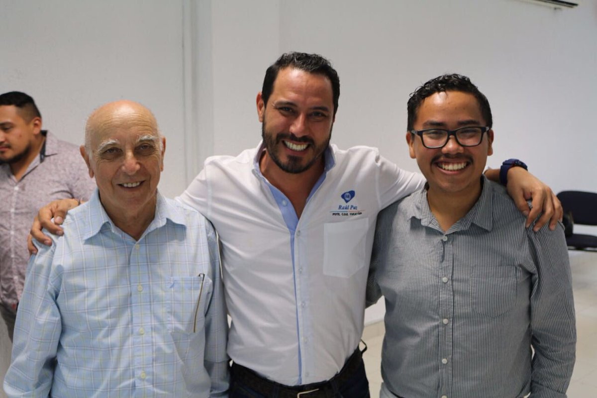 Felicidades a los tres Cumpleañeros del partido. 🎂