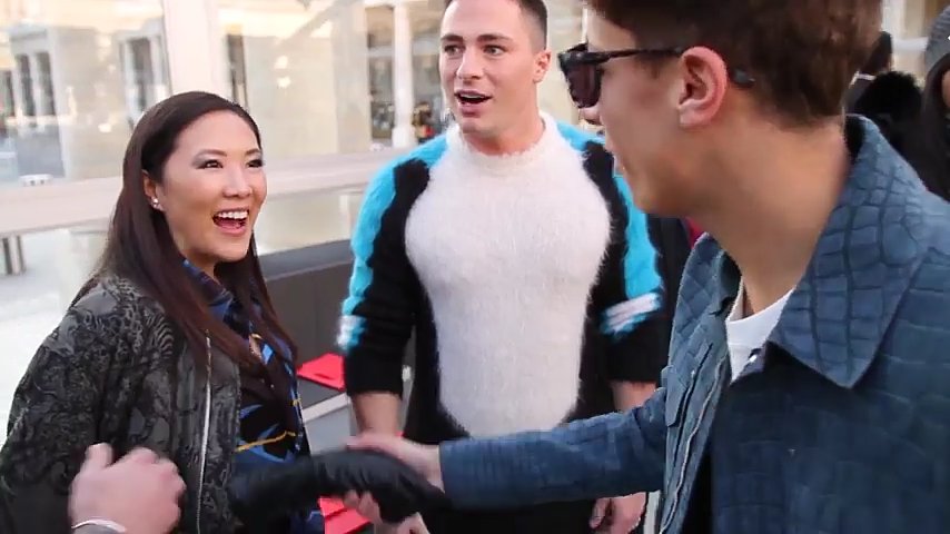 rosaperez_m's tweet photo. #JuanpaZuritaEnParís
Las caras de @ColtonLHaynes JAJAJAJAJAJA ASÍ ESTARÍA YO, ALGO ASÍ COMO "JODER EL JUANPA" 😂 @ElJuanpaZurita https://t.co/QqNjJLUqPa