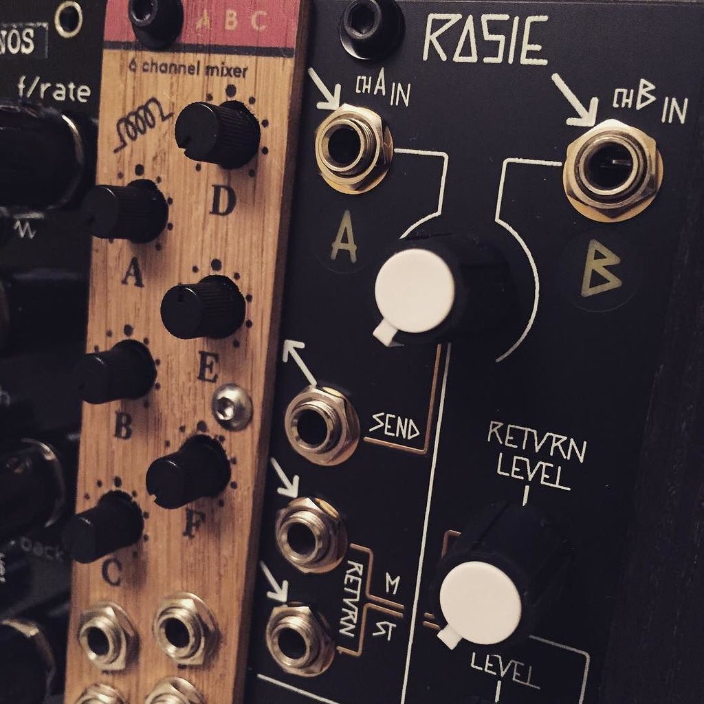 undgnddottv's tweet photo. ABC &amp; Rosie #bastlinstruments #makenoisemusic @bastlinstruments @makenoisemusic https://t.co/V86JWWNrKJ